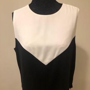 Kenar sleeveless Geometric zippered Shirt